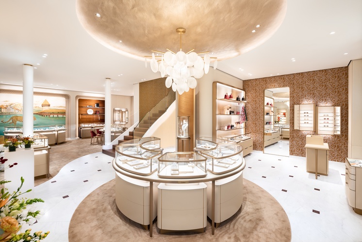 Cartier Boutique Lucerne entrance